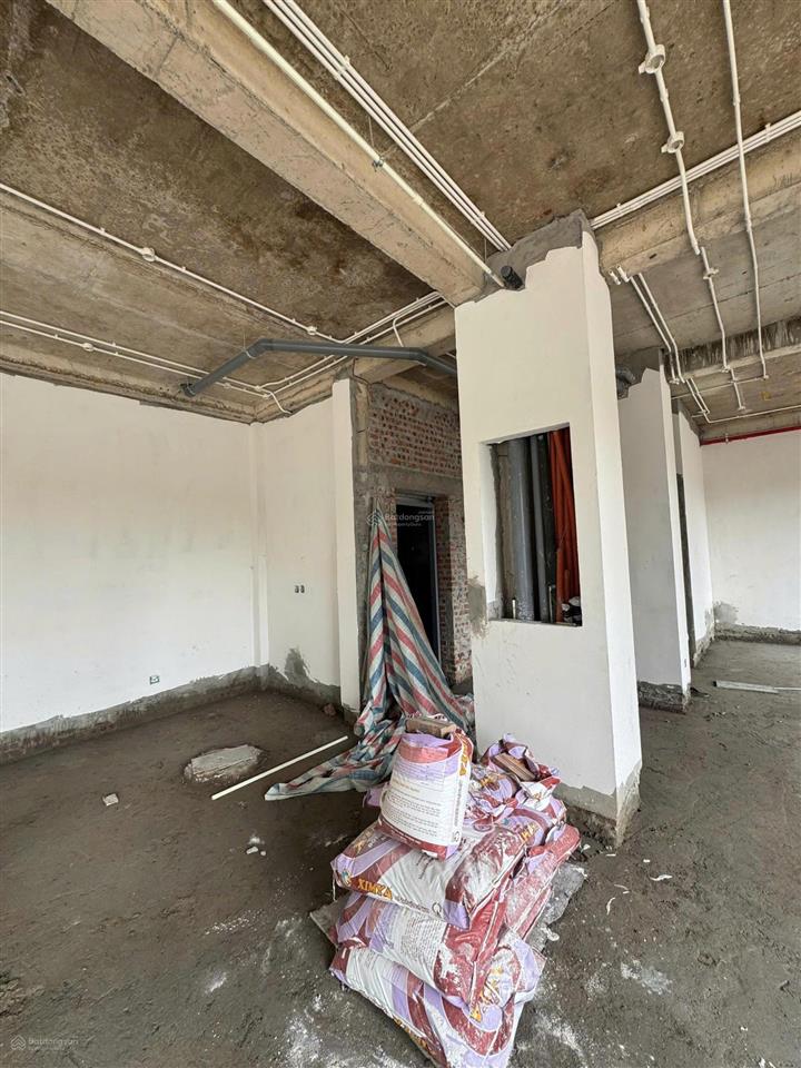 Cho thuê shophouse khu đô thị ciputra 114m2 5 tầng 1 tum 600m2 căn góc nhà mới giá 130tr