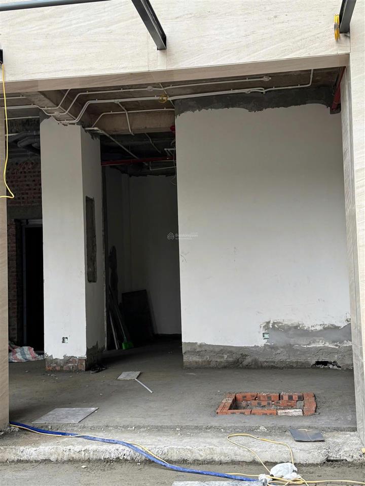 Cho thuê shophouse khu đô thị ciputra 114m2 5 tầng 1 tum 600m2 căn góc nhà mới giá 130tr