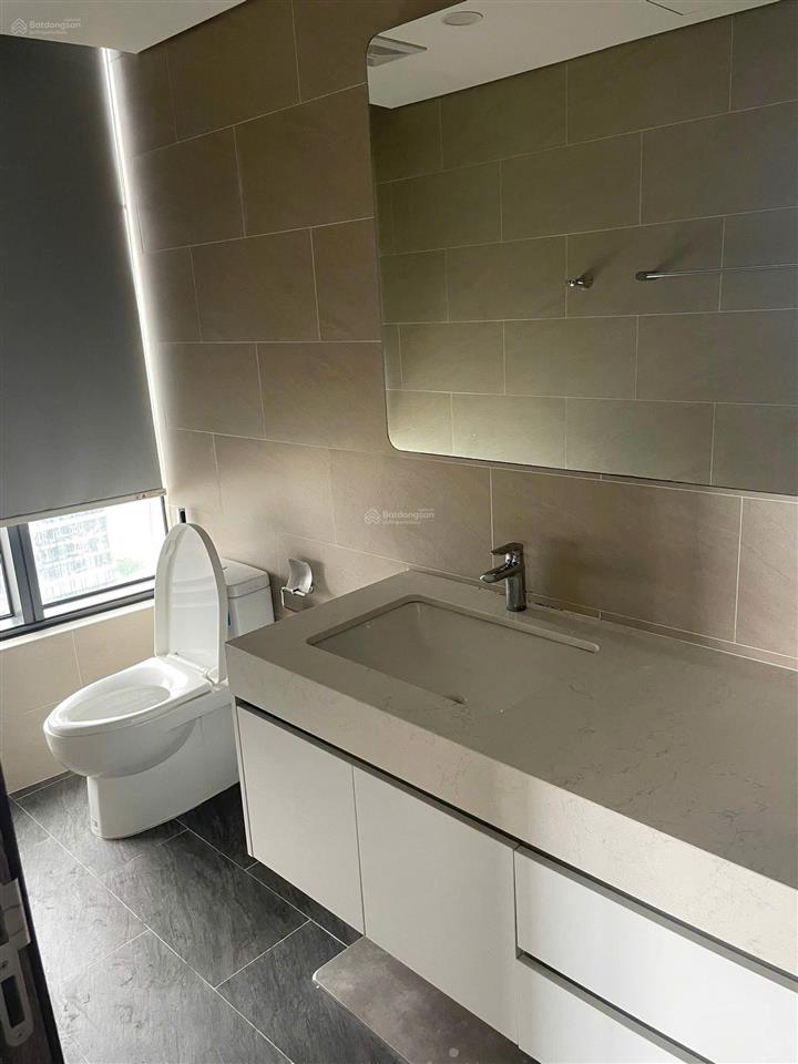 Cho thuê duplex tòa n01t7 ( han jadin ) ngoại giao đoàn 252m2 view hồ tây giá 75tr/ tháng