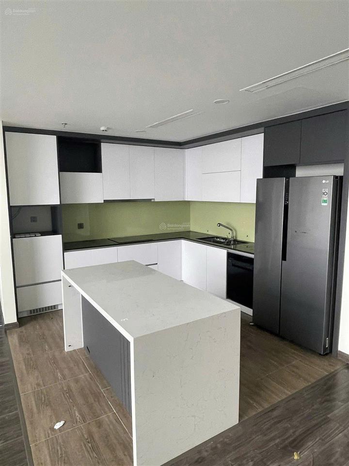 Cho thuê duplex tòa n01t7 ( han jadin ) ngoại giao đoàn 252m2 view hồ tây giá 75tr/ tháng
