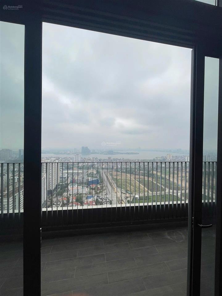 Cho thuê duplex tòa n01t7 ( han jadin ) ngoại giao đoàn 252m2 view hồ tây giá 75tr/ tháng