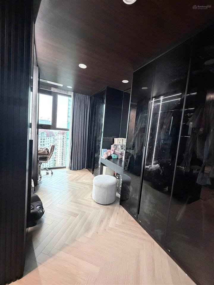 Bán căn hộ tân hoàng minh tây hồ  căn góc tầng cao view đẹp  76m²  2n2vs  giá 11 tỷ