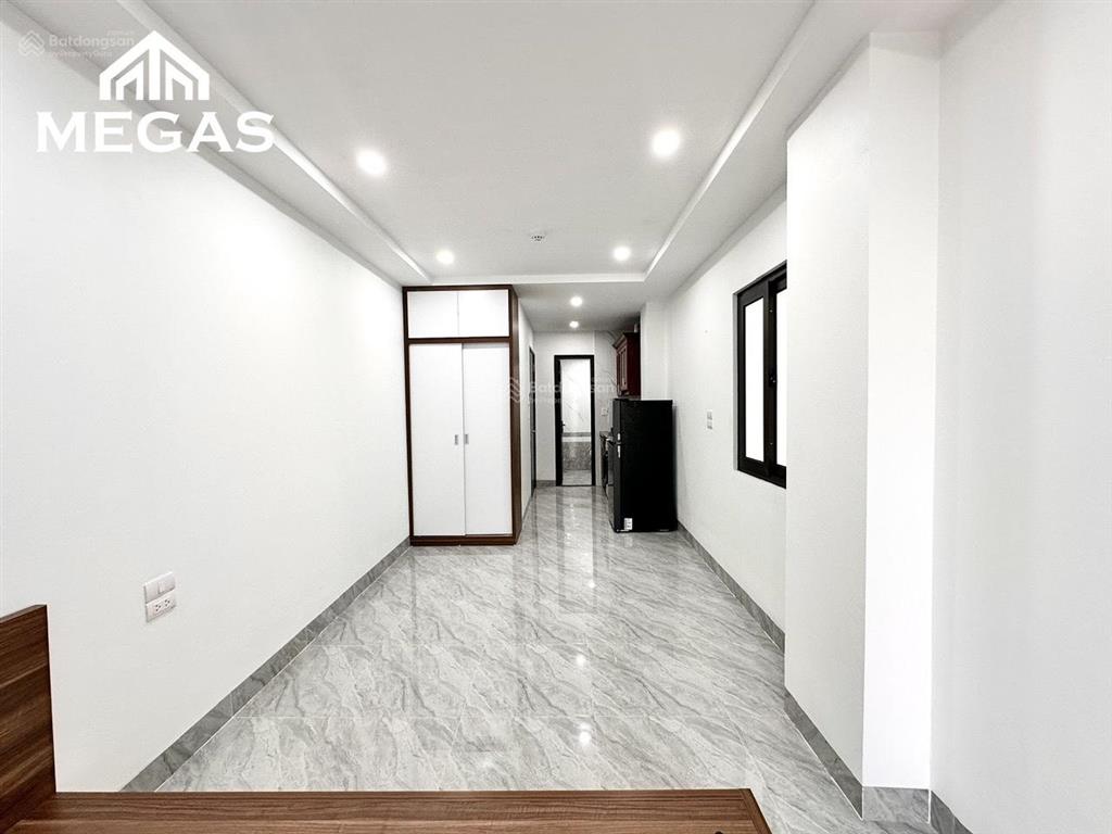 Nhà mới ô tô đỗ cửa! studio cho sinh viên mỏ địa chất, trang bị giặt sấy riêng, đường phú diễn