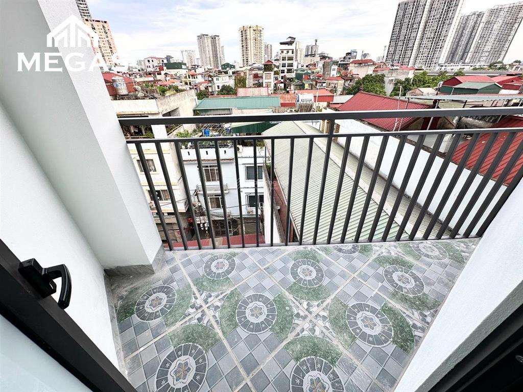 Nhà mới ô tô đỗ cửa! studio cho sinh viên mỏ địa chất, trang bị giặt sấy riêng, đường phú diễn