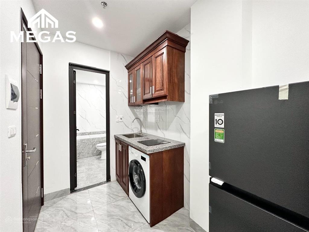 Nhà mới ô tô đỗ cửa! studio cho sinh viên mỏ địa chất, trang bị giặt sấy riêng, đường phú diễn