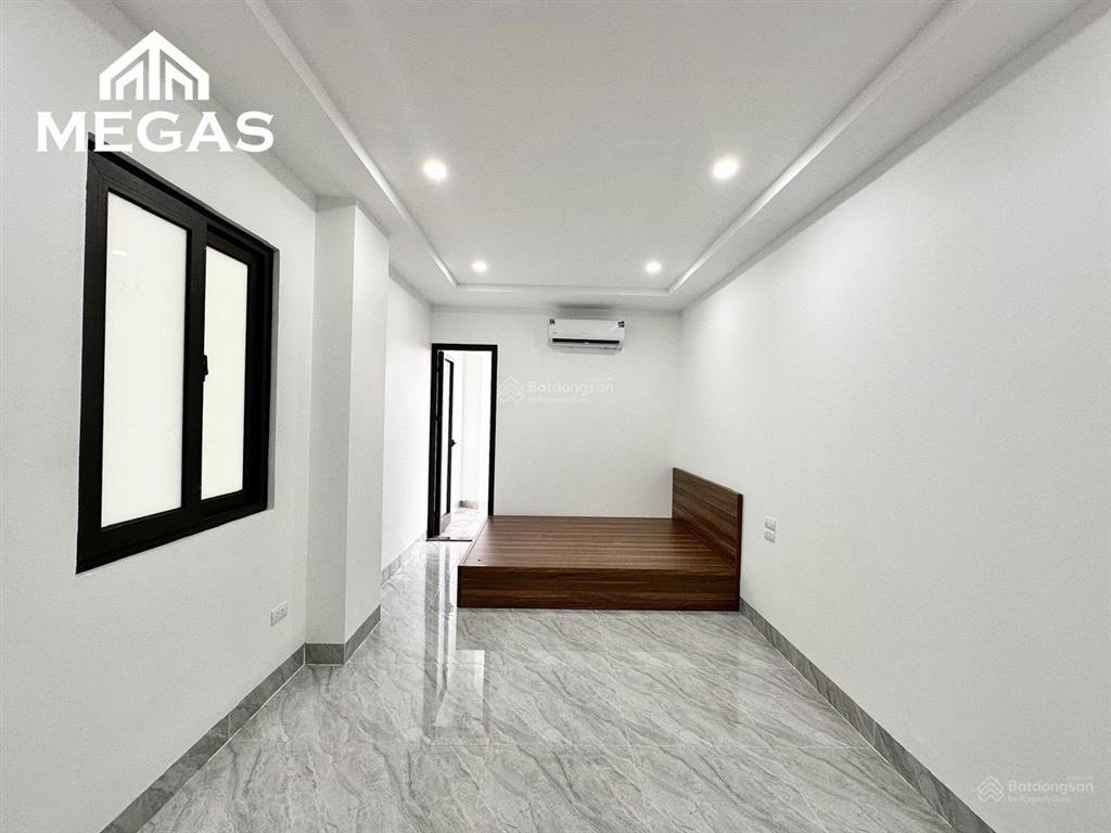 Nhà mới ô tô đỗ cửa! studio cho sinh viên mỏ địa chất, trang bị giặt sấy riêng, đường phú diễn