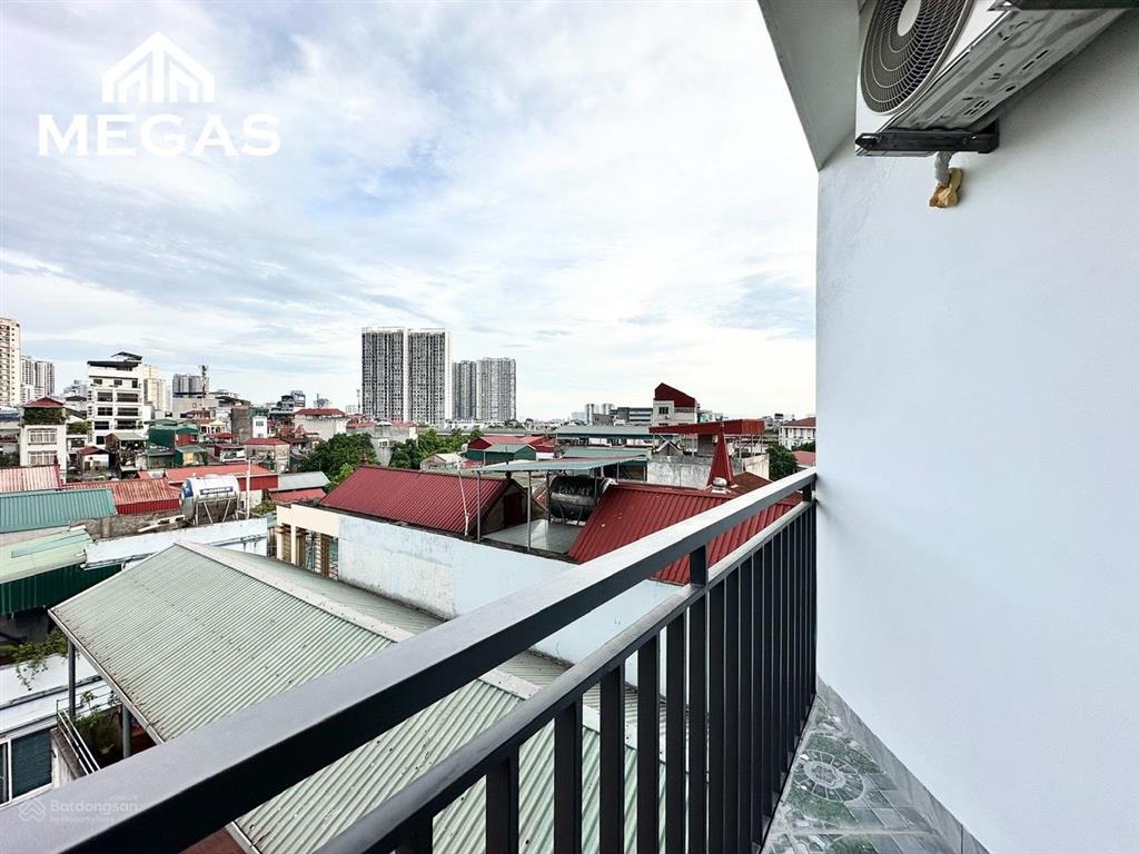 Nhà mới ô tô đỗ cửa! studio cho sinh viên mỏ địa chất, trang bị giặt sấy riêng, đường phú diễn