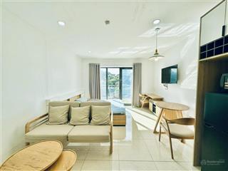 Cho thuê căn hộ studio mới 100%, view sông, ban công phòng siêu rộng, trường sa q3, máy giặt riêng