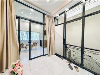 Căn hộ cho thuê ban công full nội thất gần nguyễn hữu cảnh, q1, q2 ở ngô tất tốxem phòng0969 690 ***