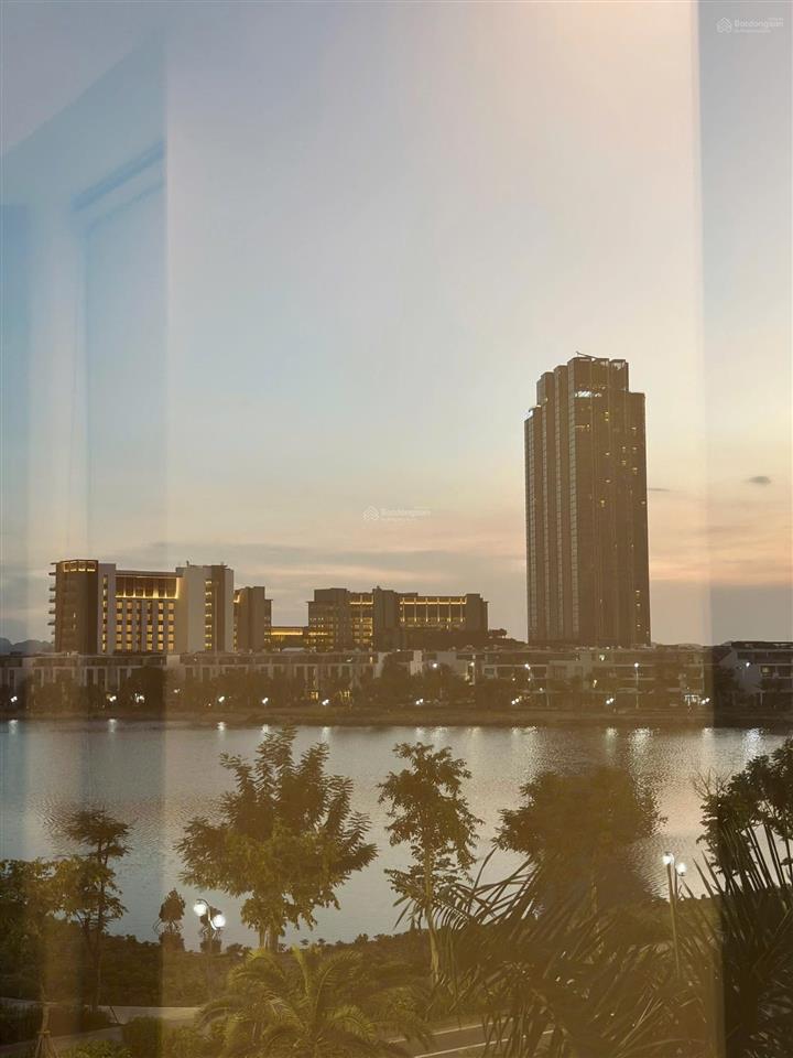 Bán cc view đẹp tại green bay premium, 4,25 tỷ, 90m2, 3pn, 2wc, hot!