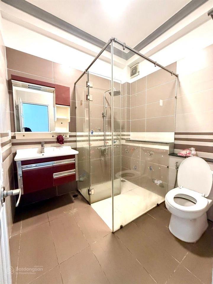 Xe hơi ngủ trong nhà bùi đình tuý bình thạnh 90 m2 đất  3 tầng  giá 13.5 tỷ