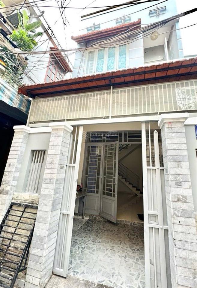 Bạch đằng  bình thạnh  63 m² đất  2 tầng  chia 2 căn cho thuê 12,5 triệu  5,75 tỷ