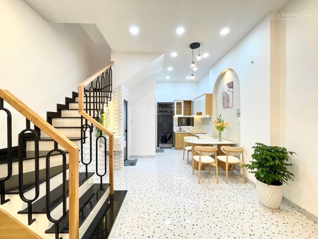 Bùi đình tuý p12 bình thạnh  cách xe hơi 15 m  45 m2 2 tầng  3 pn  6,98 tỷ