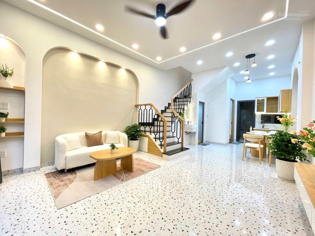 Bùi đình tuý p12 bình thạnh  cách xe hơi 15 m  45 m2 2 tầng  3 pn  6,98 tỷ