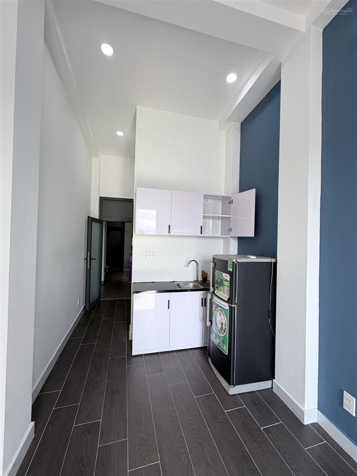 Mặt tiền lạc long quân p8 tân bình 75 m2 7 tầng 12pn  cho thuê 45 triệu  13,4 tỷ  thang máy