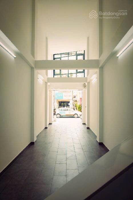 Mặt tiền lạc long quân p8 tân bình 75 m2 7 tầng 12pn  cho thuê 45 triệu  13,4 tỷ  thang máy