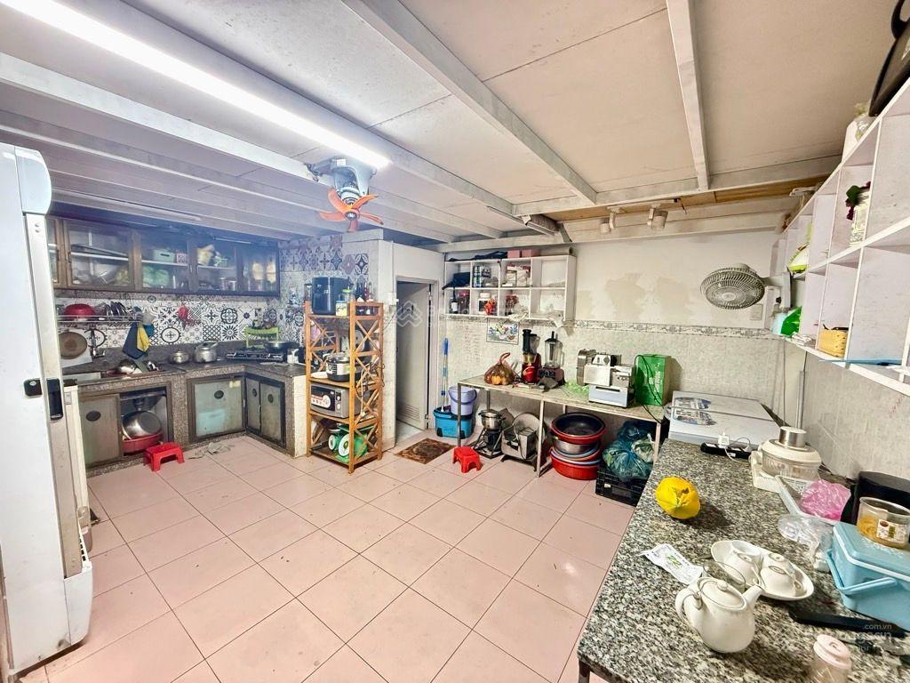 Hoàng hoa thám  p7  bình thạnh  60 m2  4 tầng  4 pn  giá 6,7 tỷ