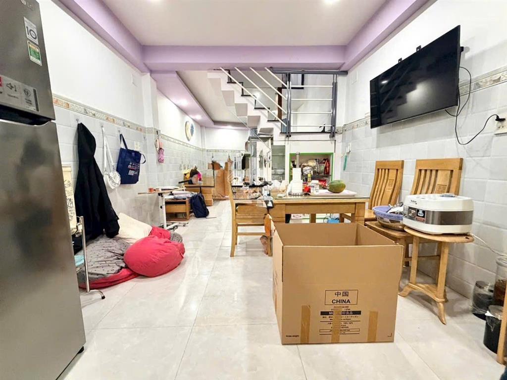 Hoàng hoa thám p7 bình thạnh  36 m²  6 phòng ngủ  4 tầng  4,6 tỷ