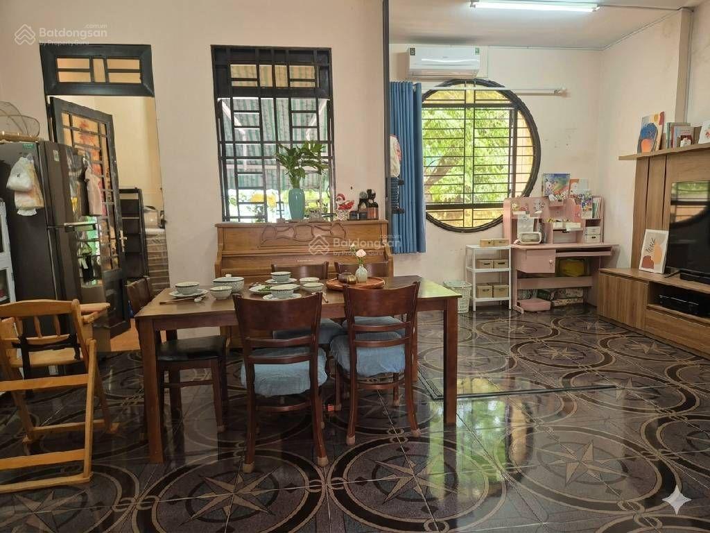 Lê quang định p7 bình thạnh 109 m2 3 tầng  xe hơi ngủ trong nhà  ngang 6,4m 5 pn 12.99 tỷ