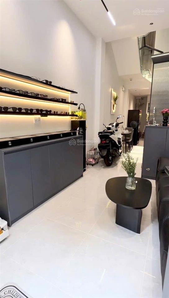 Bùi đình tuý  bình thạnh 40 m2  4 tầng 3 pn  5,99 tỷ