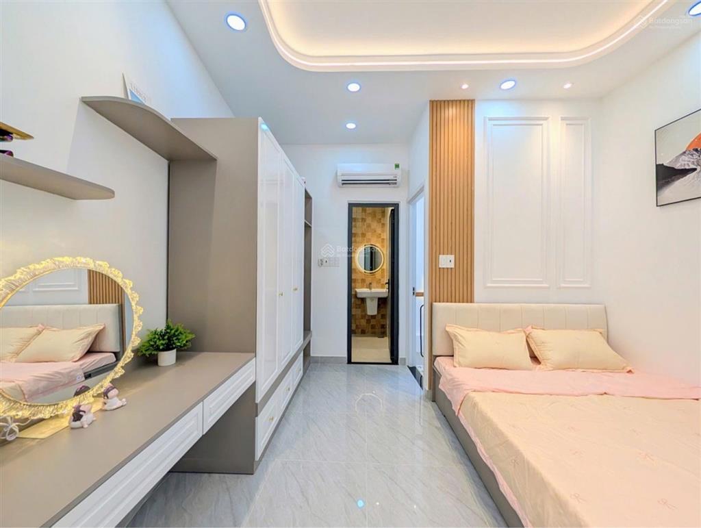 Nguyễn công hoàn  phú nhuận 60 m2  2 tầng 7,55 tỷ