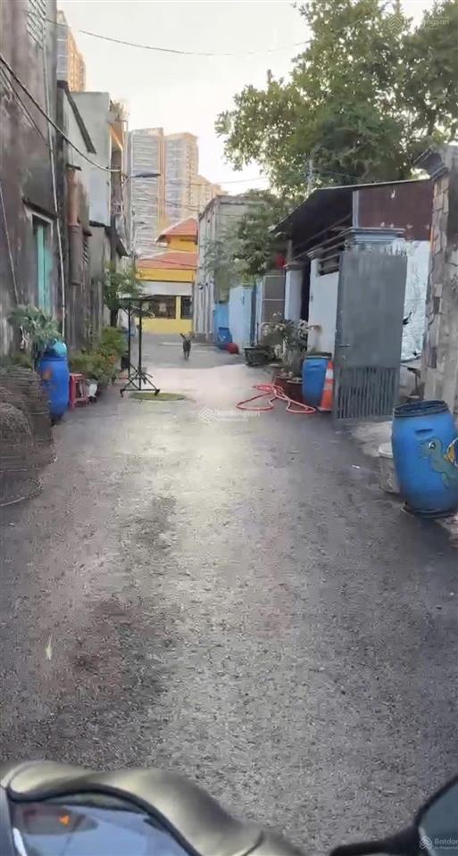 Đất đẹp 550m2 ngay vinhomes grand park quận 9