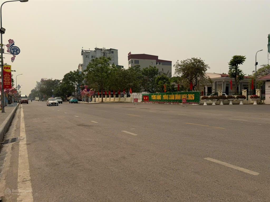 Bán đất kim chung đông anh hà nội 90m2 xe công đỗ cửa . 100m ra quốc lộ 5
