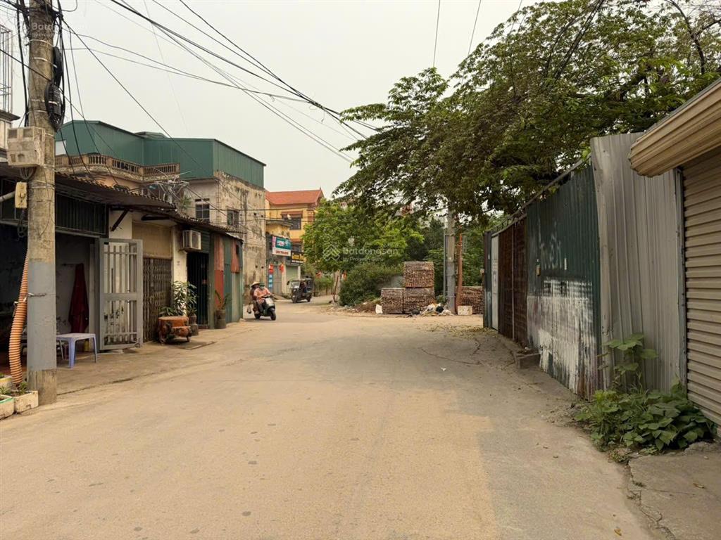 Bán đất kim chung đông anh hà nội 90m2 xe công đỗ cửa . 100m ra quốc lộ 5