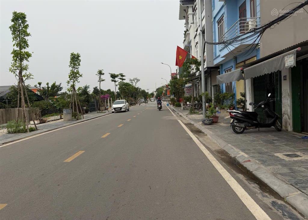 Bán 200m mặt trục chính 2 làn thôn đoài nam hồng gần võ văn kiệt kinh doanh đỉnh