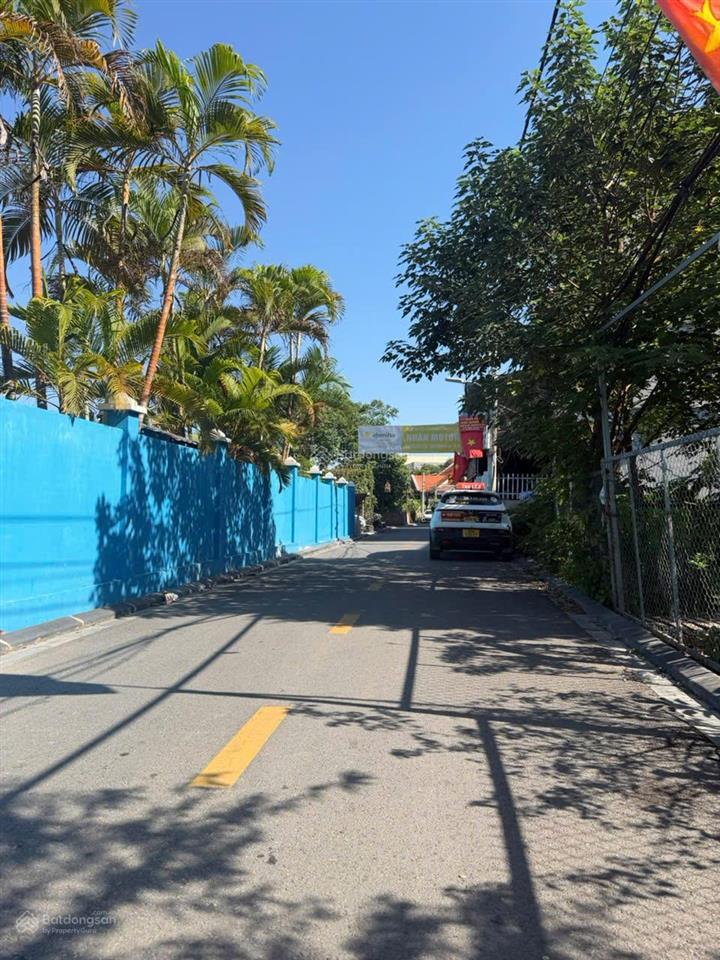Bán nhà 3 tầng lô góc ô tô đỗ cửa 48m2 tổ 8 quang minh, 200m ra võ văn kiệt giá 4,4 tỷ