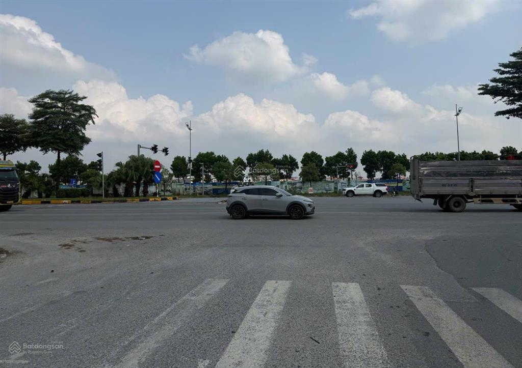 Bán 61.5m2 đất đấu giá sáp mai đông anh  10m ra trục đường 50m 8.2 tỉ