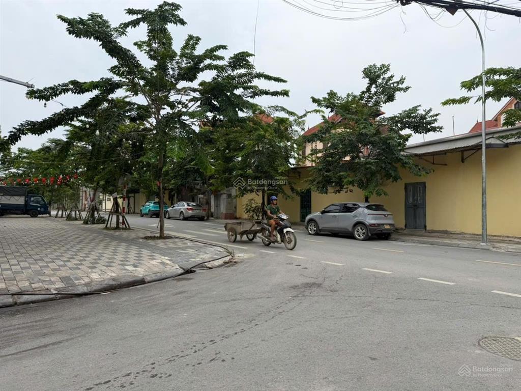 Bán 57m2 cổ điển hải bối đông anh đường thông ô tô tránh 5.2 tỉ