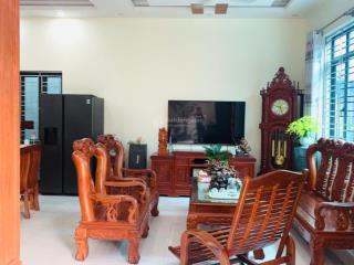 Bán nhà 3 tầng 131m2 thôn nhuế, kim chung mt 12m, gần công viên, giá 9,3 tỷ