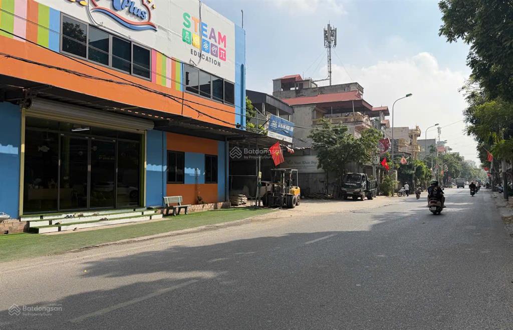 Bán 78m2 mặt tiền 7.2m ô tô đỗ cửa tại thôn nhì vân nội đông anh hn