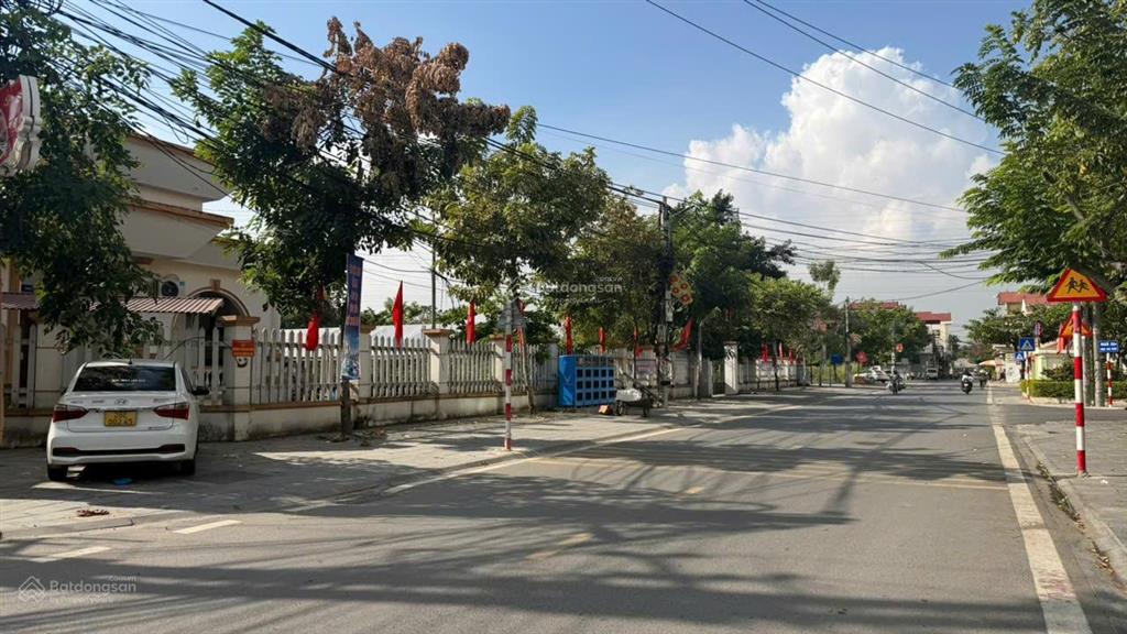 Bán đất mai châu đại mạch 40m², 500m ra kcn bắc thăng long, giá 3,25 tỷ