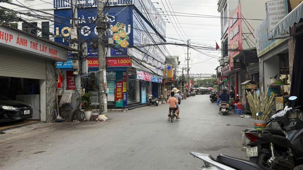Bán 45m2 mt 5m 3,05 tỉ sáp mai đông anh view trục đường ven đê  chỉ 10p sang nội thành