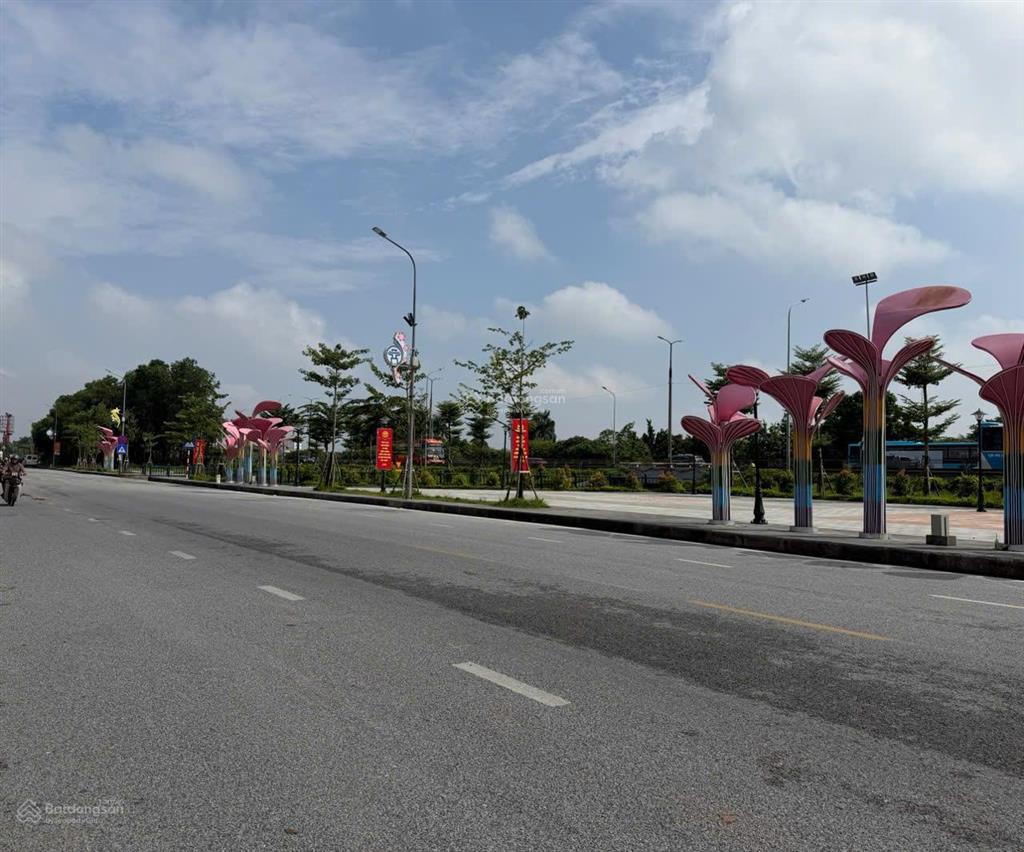 Bán 89m2 đất thôn nhuế kim chung đông anh hn ô tô đỗ cửa giá 4.7 tỉ