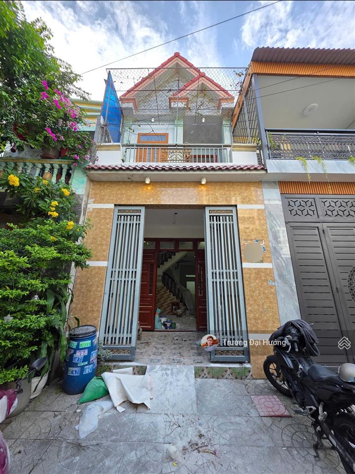 Bán nhà 1 trệt 1 lầu  gần cụm trường học tân đông hiệp, dĩ an  4,25 tỷ tl (8756)