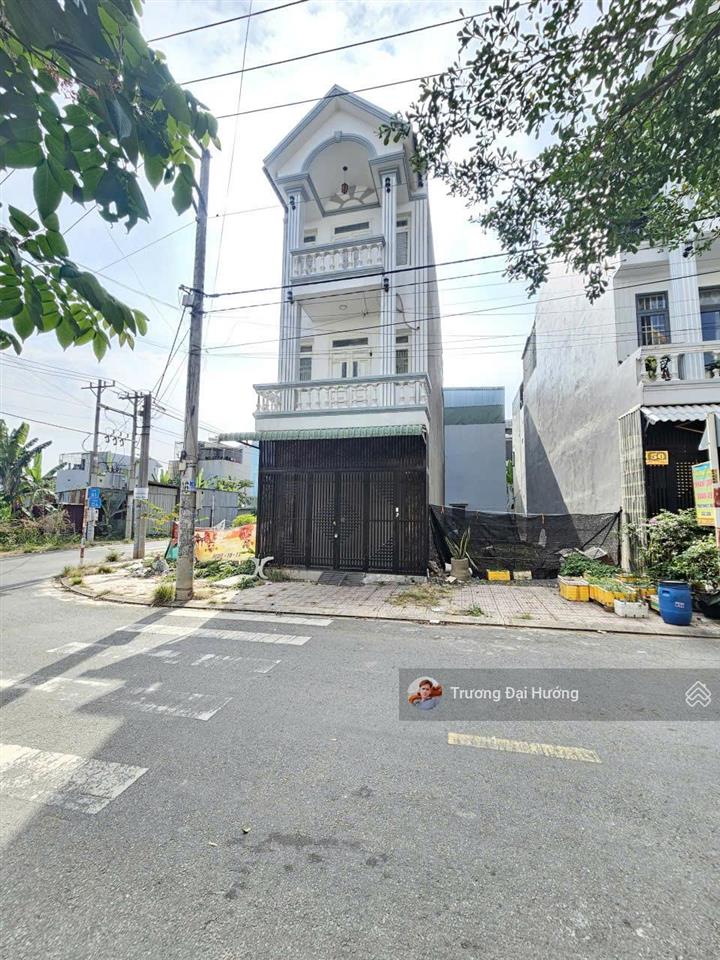 Bán nhà 1 trệt 2 lầu kdc  gần lê hồng phong, tân bình, dĩ an  4,9 tỷ tl (8754)