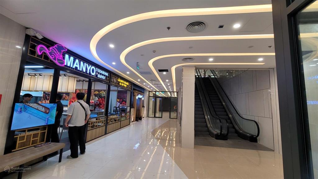 Chỉ 1.3 tỷ sở hữu mbkd shop chân đế tm  sẵn khách thuê rox tower mỹ đình cầu giấy . 0375 317 ***
