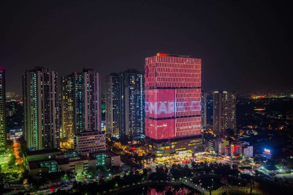 Chỉ 1.3 tỷ sở hữu mbkd shop chân đế tm  sẵn khách thuê rox tower mỹ đình cầu giấy . 0375 317 ***