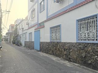 Ngay trung tâm quận 10 cách mạng tháng 8  ngang lớn 4.5m  hơn 50m2  nhà còn mới  hơn 7 ty nhỏ