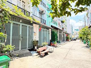 Ngang 5 dài 18 xây 3 tầng, nhỉnh 10 tỷ hxh sát mt lạc long quân, chợ tân bình, gần lý thường kiệt