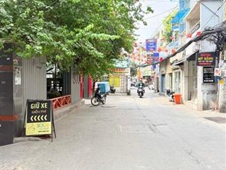 Phạm văn hai p.3 tân bình  sát mặt tiền  mới đẹp ở ngay  51msổ a4  chỉ hơn 6 tỷ tl