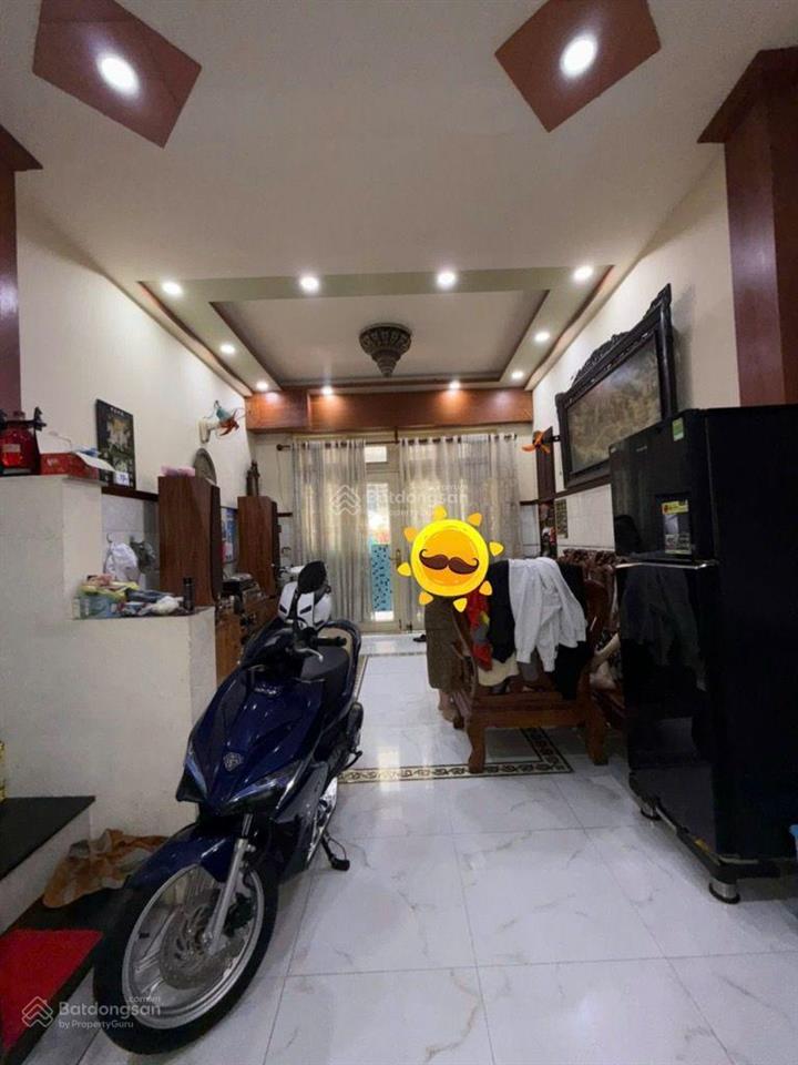 5 tầng cách mạng tháng tám  nhà còn mới  gần 40m2  khu dân trí cao  chỉ nhỉnh 6 tỷ nhỏ