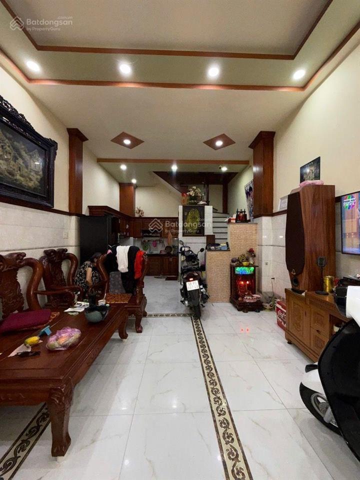 5 tầng cách mạng tháng tám  nhà còn mới  gần 40m2  khu dân trí cao  chỉ nhỉnh 6 tỷ nhỏ