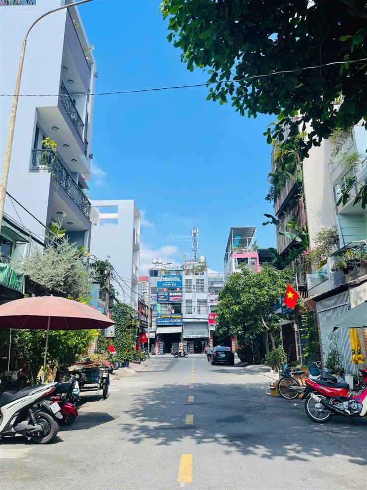 Hẻm xe hơi tránh ngay chợ phạm văn hai, gần lê văn sỹ  giáp phú nhuận, quận 3  42m2 xây 3 tầng