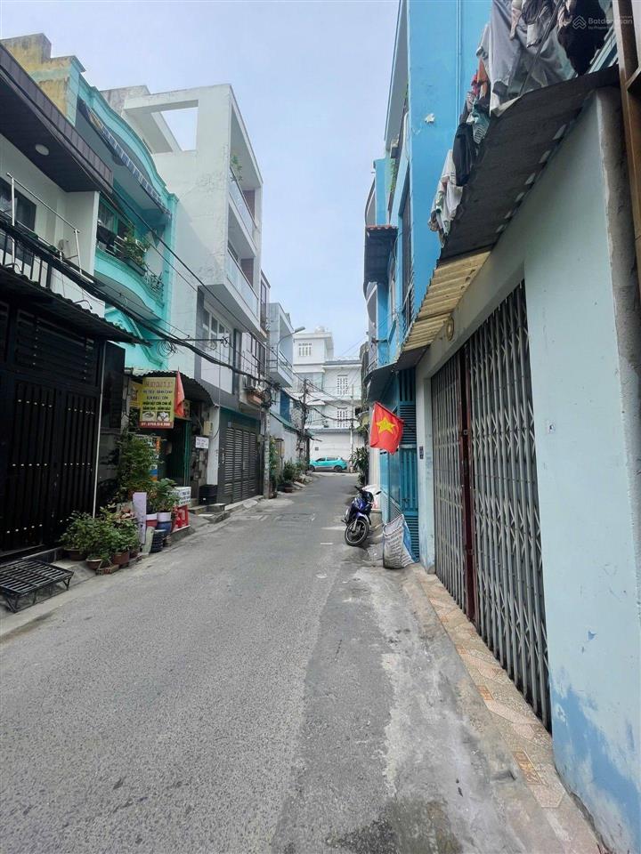 Hẻm xe hơi gần chợ  57m2 xây 3 tầng chỉ 7tỷ nhỉnh. ngay ngã tư âu cơ  lạc long quân