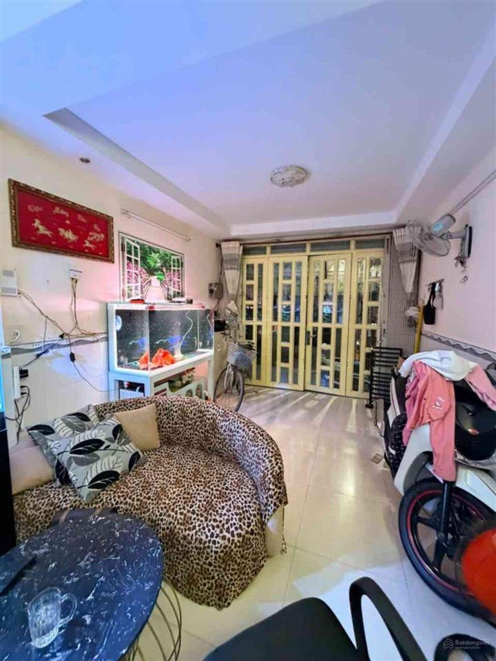 74m2 sẵn cho thuê 15tr/th  hẻm xe hơi gần lý thường kiệt, chợ tân bình, lạc long quân, kế bên q10