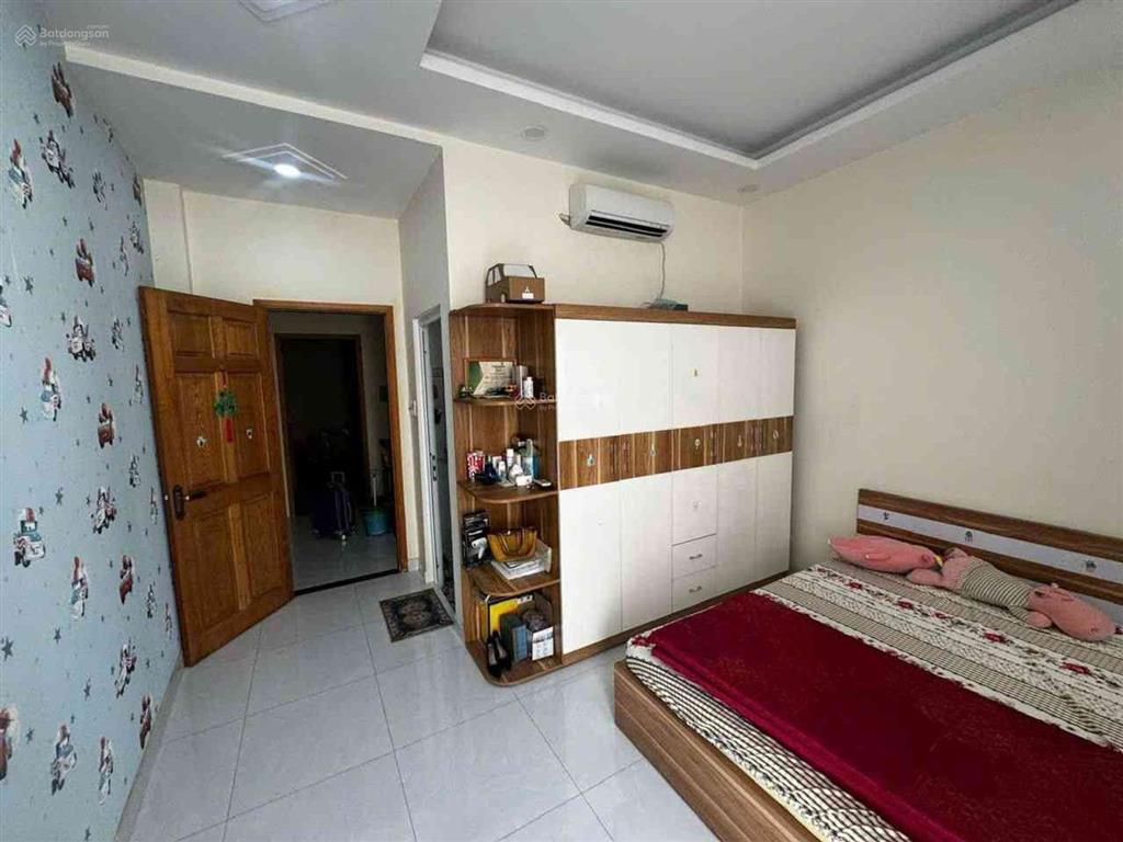 Hẻm xe hơi lạc long quân, 48m2 xây 3 tầng. gần chợ tân bình, lý thường kiệt  thành mỹ